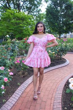 I'm OBSESSED with every detail on this dress! This LoveShackFancy x Target dress is the prettiest melon pink color and has a stunning rose floral print all over that is so dreamy and romantic! I love a good puff sleeve moment and the ones on this dress are so full and pretty! #liketkit #loveshackfancy #targetstyle #pinkdress #LTKunder50 #liketoknowit #floraldress #puffsleeve #girlystyle #femininestyle #springdress #summerootd #springstyles #summerstyles #affordablestyle #fashiononabudget #ootd Floral Puff Sleeve Dress, Isabela Madrigal, Shabby Chic Clothes, Look Rose, Target Dress, Girls In Mini Skirts, Open Board, Flirty Dresses