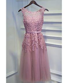 Pretty Pink Lace Short Party Dress Sleeveless With Appliques Cute Short Prom Dresses, Tulle Prom Dress Short, Luxury Prom Dresses, Diy Prom Dress, Pink Lace Shorts, Tea Length Tulle, Diy Prom, Tulle Bridesmaid Dress, Pink Homecoming Dress