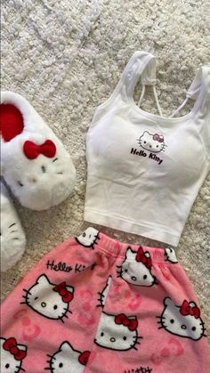 Cute Pjs, Cute Pajama Sets, Hello Kitty Accessories, Hello Kitty Stuff, Cute Lazy Day Outfits, Kitty Stuff, Hello Kitty Items