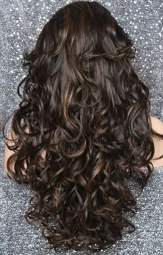 Layered Wavy Hair Face Framing, Choppy Layered Curly Hair, Long Hair Wigs For Women, Medium Length Haircut With Layers Wavy Hair, Curly Hair Lots Of Layers, 2 A Hair, Long Wavy Hair With Layers, Long Layered Curly Hair Face Framing