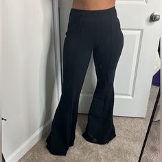 H&M Black Fun Flared Pants ! Brand New, Never Worn! Tag Still On. Great Quality. Love The Fit Of These, Great Stretch To The Fabric. Can Fit Size 6 Or 8. Casual High Rise Bottoms For Date Night, Casual Flare Pants For Night Out, High Rise Casual Bottoms For Date Night, Trendy High Waist Pants For Date Night, Stretch High Waist Pants For Going Out, Stretch High-waist Pants For Going Out, Black Flare Bottoms For Night Out, High Waist Non-stretch Pants For Date Night, High-waist Non-stretch Pants For Date Night