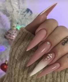 Long Acrylic Nails Almond Stilettos, Stiletto Nails Nude Color, Long Nude Nails With Design, Ombre Stiletto Nails Long, Pink French Tip Stiletto Nails, Long Nails Pointy, Nude Stilletos Nails, Extra Long Nail Ideas, Nude Stiletto Nail Designs