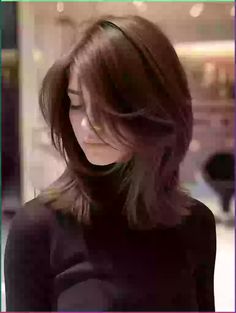 haircut ideas - haircuts -  Haircut Ideas for Fine Thin Hair: Volume and Texture Boost (#13) Diy Haircuts, Trim Your Own Hair, Fine Flat Hair, Tousled Hair, Low Maintenance Haircut, Diy Haircut, Vintage Hair Combs, Long Bob Haircuts