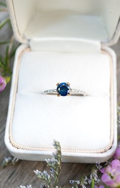 Old Hollywood glamour ... Sapphire in a vintage style double prong setting Budget Friendly Engagement Rings, Engament Rings, White Gold Engagement Rings Vintage, Two Tone Ring, Deep Blue Color, Traditional Diamond, Engagement Ring White Gold, Montana Sapphire, Emerald Engagement