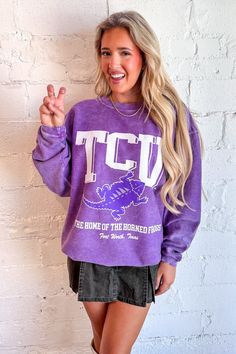 TCU Mascot Cord Sweatshirt Throwback Letter Print Tops For Fall, Throwback College Tops With Logo Print, Throwback Crew Neck Top For Game Day, Throwback Crew Neck Tops For College, Casual Sweatshirt With Logo Print For Fans, Relaxed Fit Throwback Tops For Game Day, Throwback Fan Gear Tops For Fall, Casual Crew Neck Top With Team Logo, Throwback Sports Season Tops With Relaxed Fit