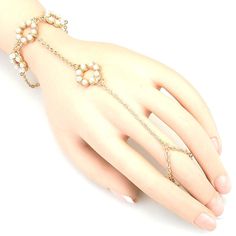 Checkout our #awesome product Pearl Ring Hand Chain Bracelet / Hand Chain / AZFJSBB125-GPE - Pearl Ring Hand Chain Bracelet / Hand Chain / AZFJSBB125-GPE - Price: $55.00. Buy now at http://www.arrascreations.com/pearl-ring-hand-chain-bracelet-hand-chain-azfjsbb125-gpe.html Pearl Theme, Link Jewelry, Hand Chain Bracelet, Indian Fashion Jewellery, Latest Jewellery Trends, Luxurious Jewelry, Retro Collection, Ring Heart, Ring Hand