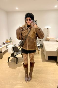 @luizacordery cheetah print tights outfit, brown distressed leather lafam jacket, mini skirt, brown pointed toe boots Skirt And Tights Outfit, Cheetah Print Outfits, Print Tights, Outfit Brown, Cheetah Skirt, Skirt Outfits Fall, Winter Skirt Outfit