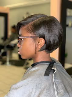 Tuck Behind Ear Short Hairstyles, Short Bob Relaxed Hair, Short Bob Haircuts Black Women, Ear Length Hairstyles For Black Women, Short Relax Hairstyles Black Women, Pixie Bob Haircut Black Women, Relaxed Short Hairstyles For Black Women, Short Pixie Haircuts For Black Women, Short Relaxed Hairstyles For Black Women