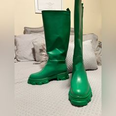 Super Cute Green Rubber Rain Boots, Size 8, Brand New Never Been Worn Green Flat Heel Winter Boots, Green Ankle-high Platform Boots For Winter, Green Synthetic Winter Boots, Casual Green Platform Boots For Fall, Winter Green Synthetic Boots, Green Platform Boots With Round Toe For Winter, Green Round Toe Platform Boots For Winter, Green Faux Leather Ankle-high Boots, Green Ankle-high Synthetic Boots