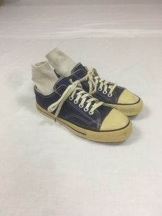 1970s low top sneakers blue canvas rubber sole lace up good vintage condition, light wear rubber bleed on canvas, light rubber discoloration, light tread wear no name generic-no brand label size 7 (men's) like women's 8 1/2 to 9-see below measures, lying flat, insole-10" sole-11" width-3 /4" Vintage Lace-up Sneakers With Rubber Toe Cap, Retro Low-top Canvas Shoes With Gum Sole, Vintage Blue Sneakers With Round Toe, Vintage Blue Sneakers With Rubber Sole, Vintage Canvas Sneakers With Laces, Vintage Cotton Sneakers With Gum Sole, Blue Low-top Canvas Shoes With Rubber Toe Cap, Vintage Low-top Canvas Shoes With Rubber Toe Cap, Vintage Sneakers With Rubber Toe Cap