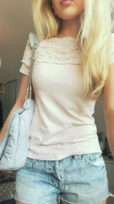 filippahanssen Girly Summer Outfits Casual, Real Stockholm Style, Stockholm Style Clothes, Stockholm Girl, Stockholm Aesthetic, Fit Checks, Scandinavian Fashion