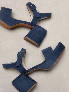 With a flared, graphic heel and lifted platform, The Lizza is all about being the life of the (block) party. Colorful Block Heels, Italian Sandals, Italian Men, Block Party, Fashion Sandals, The Block, Cute Shoes, Chelsea Boots, With Love