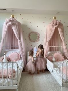 Two Sister Room Ideas, Two Girls Sharing A Room Ideas, Two Girl Room Ideas, Two Toddler Girls Bedroom Ideas, Shared Room Girls Sisters, Two Girls Bedroom Designs, Sister Bedroom Ideas Toddler, Two Sisters Bedroom Ideas, Girls Double Bedroom Ideas