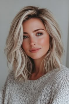 31 Must-See Hairstyles for Older Women with Fine Hair in 2024 – CreativeBooster Braids For Older Black Women, Hairstyle For Fine Hair, Youthful Hairstyles, Shoulder Length Blonde, Medium Blonde Hair, Hairstyles For Older Women, Short Haircuts For Women, Blonde Hair Inspiration, Shoulder Length Hair Cuts