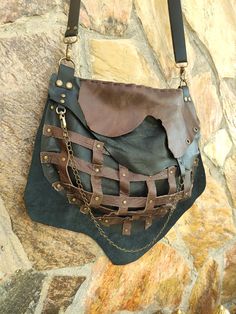 Punk Purse, Boot Purse, Diy Bags Jeans, Cowboy Boot Purse, Real Leather Bags, Diy Bags, Leather Projects, Cowboy Boot, Boho Bag