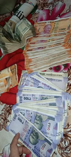 Money Images Cash, Cash Indian, Money Images Cash Indian, Daaru Party Pic, Indian Currency, Album Cover Wallpaper, Album Cover Wallpaper Collage, Drawing Couple Poses, Foodie Instagram