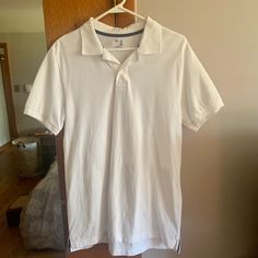 Never Worn White Gap Polo T-Shirt Great Condition No Tears Rips Or Stains Smoke Free Home Size Medium Gap Cotton Collared Shirt, Gap Collared Cotton Shirt, Gap Cotton Collared Tops, Gap Collared Cotton Tops, Fitted Gap T-shirt For Everyday, Fitted Gap T-shirt, Gap Relaxed Fit Collared Top, Gap Collared Relaxed Fit Tops, Gap Collared Tops With Relaxed Fit