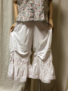 Victorian Pants, Clothing Warehouse, Customised Clothes, Western Mules, Cluny Lace, Boho Country, Sewing Project Ideas, Vintage Pants, Shabby Chic Style