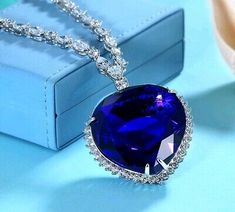 Top Rated 18k GF Large blue Crystal Heart of the Ocean Titanic Necklace original version, Fashion Jewelry Titanic Necklace, Heart Of The Ocean Necklace, Necklace Design Ideas, Heart Of The Ocean, Titanic Jewelry, Ocean Heart, Ocean Necklace, Heart Shaped Pendant Necklace, Luxury Necklace