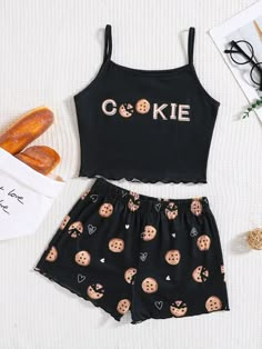 Negro Dulce Collar   Animal,Dibujos animados,Color combinado,Letras Conjunto de Pantalones Cortos Embellished Elástico Ligero Sleepover Outfit, Summer Pjs, Casual Preppy Outfits, Cute Preppy Outfits, Cute Pajamas