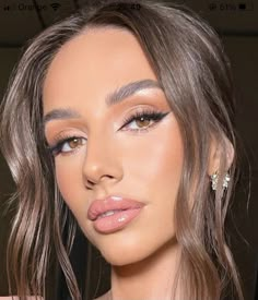 Smokey Brown Makeup Look, Bronzed Bridal Makeup Brown Eyes, Wedding Anniversary Guest Outfit, Makeup Ideas Winged Eyeliner, Makeup Looks With Brown Eyes, Fall Wedding Eye Makeup, Tropical Bridal Makeup, Glory Makeup Looks, Soft Glam Makeup Dark Brown Eyes