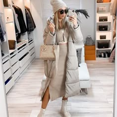 New With Tag Blogger’s Favorite Winter Coat 2024/2025, Nude Outfits, Classy Winter Outfits, Beige Outfit, Zara Outfit, Looks Street Style, Coat Outfits, Casual Work Outfits, Warm Outfits