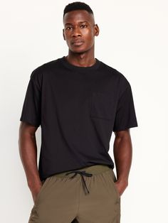 rib-knit crew neck short sleeves patch chest pocket go-dry wicks moisture breathable loose fit hits below waist model is approx.  6'1" and wears size mmachine wash according to the care instruction label Sporty Crew Neck T-shirt With Pockets, Casual Crew Neck T-shirt With Pockets, Outdoor Short-sleeve Sportswear, Relaxed Fit Short Sleeve T-shirt With Go-dry, Casual Short Sleeve Activewear With Relaxed Fit, Sporty Black T-shirt With Pockets, Short Sleeve Relaxed Fit Sportswear T-shirt, Relaxed Fit Short Sleeve Sportswear T-shirt, Cotton T-shirt With Pockets For Outdoor