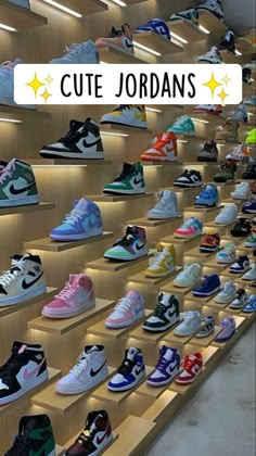 Shoes Background, Kasut Nike, Sepatu Air Jordan, Nike Shoes Women Fashion, Shoes Wallpaper, Nike Fashion Shoes