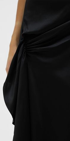 PLEASE NOTE THIS ITEM IS FINAL SALE Discover the elegance and sexiness of the Cusco Draped Silk Maxi Dress by Christopher Esber. This stunning gown features a draped silk cami design and an open back silhouette, adding a touch of edginess to its sophisticated style. The perfect addition to any formal event, this dress combines elegant drapery with a sexy edge. Details: Color: Black 100% silk Zip closure Open back Vendor Code: 24013269 Fits true to size Model is 5ft 5in and is wearing a size AUS Back Silhouette, Elegant Draperies, Spring Knits, Christopher Esber, Caged Sandals, Silk Cami, Silk Maxi, Stunning Gowns, Silk Maxi Dress