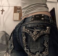 Diamante Jeans, Trashy 2000s, Missme Jeans, Bedazzled Jeans, Flare Jeans Outfit, Trashy Outfits, Thrift Inspo