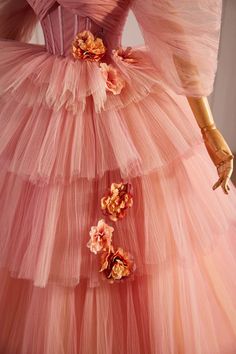 Pink Off the Shoulder Long A-Line Ball Gown Beautiful Tulle Layers Sweet 16 Dress Champagne Ball Gown, Champagne Homecoming Dresses, Yellow Homecoming Dresses, Long Ball Gown, Purple Homecoming Dress, Burgundy Homecoming Dresses, Grey Prom Dress, Sweet 16 Dress, Green Homecoming Dresses