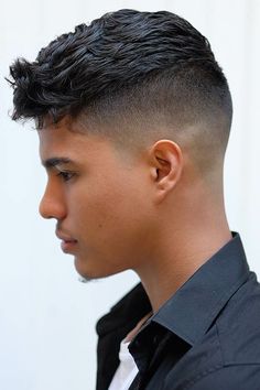 Haircut Indian, Disconnected Haircut, Men Haircut Undercut, Short Comb Over, Young Men Haircuts, Undercut Hairstyle, Short Hair Back