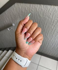 Dope Nail Designs Almond, Almond Nails Dark Skin, Gel Nail Designs Green, French Manicure Stiletto Nails, Cute Almond Nails Design Simple, Long Almond Nails Designs, Almond Green Nails, French Tips Almond Nails