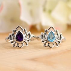 Natural Blue Topaz Lotus Ring-Handmade Lotus Amethyst Silver Ring-Sterling Silver Ring-Silver Lotus Ring-Gift for her- December Birthstone Stone Material:-  Amethyst, Blue Topaz Weight (Approx.):- 3.90 Gram Length:- 15mm Width:- 3 mm  Height:- 5 mM Stone Size (Approx.):- 7 x 5 mm Pear Total Number of Stones:  1 Stone Setting: Bezel Setting Metal: 925 Sterling Silver Finish: High Polish GN-R-1089