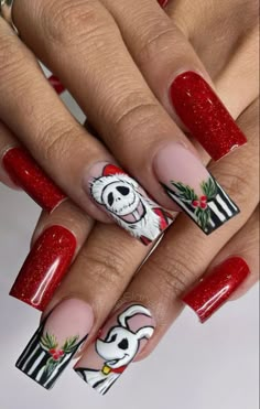 Crazy Christmas Nail Designs, Nightmare Before Christmas Nails For Christmas, Christmas Character Nail Art, Lock Shock And Barrel Nails, Simple Xmas Acrylic Nails, Christmas Cartoon Nails, Jack Skellington Christmas Nails, Nbc Nails, Christmas Movie Nails