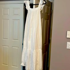 Never Worn Cotton White Dress From H & M. Adorable Bow In The Back Flowy And Cute Size Extra Small. H&m Sleeveless Maxi Dress For Vacation, H&m Flowy Maxi Dress For Daywear, H&m Sleeveless Maxi Dress For Day Out, Sleeveless H&m Maxi Dress For Day Out, H&m Vacation Sundress Maxi Dress, H&m White Maxi Dress For Daywear, H&m White Beach Maxi Dress, H&m White Summer Maxi Dress, H&m White Maxi Dress For Beach