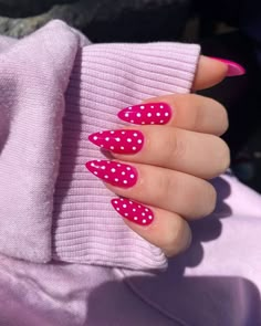 Gel Nails Shape, Easter Nail Ideas, Funky Nail Art, Makeup Nails Designs, Bunny Nails, Easter Nail Designs, Easter Nail, Dot Nail Art, Diva Nails