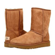 Ugg Australia Guaranteed 100% Authentic Woman's Size : 7 Style: Classic Short Ii Color: Chestnut Tan Brown Shaft Height: 8" Condition: New In Box Experience The Tension Of The Day Release When You Slip Your Feet Into A Pair Of Ugg Boots Built To Be Durable Yet Comfortable, Rugged Yet Soft, & Classic Yet Stylish A Classic Profile & Cozy Sheepskin Lining Make These Classic Short Ii Boots From Ugg A Go-To Look Any Time Of The Year Round-Toe Pull-On Boots Real Sheepskin Lining For Warmth During Fall Ugg Short Boots, Uggs Classic, Ugg Mini Boots, Brown Uggs, Ugg Short, Ugh Boots, Waterproof Uggs, Ugg Boots Classic Short, Tall Uggs