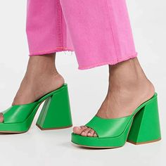 Simon Miller Slice Solid Block Heel Sandals Women'S Green Slip On Open Toe 36 Simon Miller Slice Solid Block Heel Sandals Women's Green Slip On Open Toe Eu 36 Retail: $565.00 Elevate Your Shoe Game With These Stylish Simon Miller Slice Solid Block Heel Sandals. The Slip-On Design With An Open Toe Allows For Easy Wear And The Green Color Adds A Pop Of Color To Any Outfit. Perfect For Any Occasion, These Sandals Are A Must-Have For Any Woman's Shoe Collection. The Heel Block Provides A Comfor Chic Platform Mules For Spring, Chic Spring Platform Mules, Chic Green Closed Toe Mules, Spring Platform Sandals With Square Toe, Green Sandals With Padded Heel, Spring Square Toe Mules With Heel Loop, Spring Green Mules With Sculpted Heel, Green Closed Toe Mules With Padded Heel, Modern Green Sandals With Stacked Heel