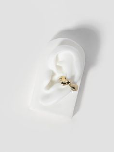 BOTERO EAR CUFF Faris Jewelry, Gold Ear Cuff, Gold Shop, Honolulu Hawaii, Eclectic Style, Fall Floral, Honolulu, My Jewelry, Ear Cuff