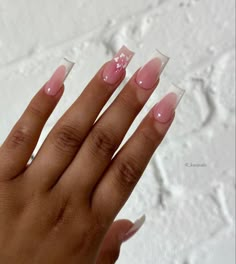 Medium Nails Ideas Summer, Fake Nail Designs Acrylics, Summ Nails Ideas, Nails Inspiration Summer Square, Nail Ideas Square Long, Square Nails Design Ideas Summer, Summer Acrylic Nails Square Medium, Nail Inspo Summer Square, Hawaii Acrylic Nails