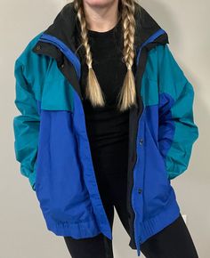 Vintage Hunt Club Windbreaker Jacket.  The perfect blue color, this jacket screams "I'm here to have a good time!"  Condition: GREAT condition.  No obvious tears, stains or discoloration.  The snap buttons on the inside of the jacket are slightly discolored.  Please see photos.  Measurements:  Pit to Pit: 24 in Length: 24 in Sleeve Length: 26 in Size: Medium These pieces are second hand/recycled clothing and imperfections may occur.  I do my best to make note of any rips, stains, visible wear or Blue Grunge Outerwear With Pockets, 90s Blue Outerwear With Pockets, 90s Style Blue Outerwear With Pockets, 90s Inspired Long Sleeve Fall Outerwear, Vintage Blue Windbreaker For Fall, 90s Style Blue Outerwear For Streetwear, 90s Inspired Long Sleeve Streetwear Outerwear, Retro Blue Windbreaker For Fall, Blue Retro Windbreaker For Fall