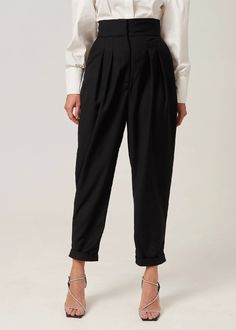 This ankle length trousers is perfect for sitting in the office all day, it is super elegant, yet cool at the same time, while being comfortable. For the whole look pair it with our London Vest and London Blazer. high-waisted ankle length oversized fittwo clasps on the waistlineModel is 174 cm tall wearing size xs. 80% pe 20% vi Waist size: XS 69 cm // S 73 cm // M 77 cm // L 81 cmLength: XS 92 cm // S 93.5 cm // M 95 cm // L 95.5 cm Ankle Length Trousers, Black Xs, Pants Black, Waist Size, Ankle Length, Black Pants, The Office, The Whole, Trousers