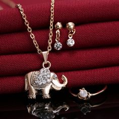 Animal pendants, necklaces, rings, earrings, jewelry sets, bridal accessories wholesale, Yiwu small commodity wholesale Elephant Stuff, Animal Themed Jewelry, Rhinestone Jewelry Set, Necklace Cute, Elephant Necklace, Themed Jewelry, Bridal Gold Jewellery, Rhinestone Jewelry