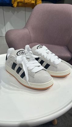 Kampusebi Adidas, Shoes Inspo Trendy, Adidas 00s Campus, Adidas Campus 00s White, Adidas Shoes Outfit