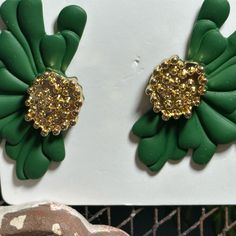 Green/Gold Flower Stud Earrings. Metal/Clay/Heavy Green Flower Shape Earrings For Spring, Green Flower Shaped Earrings For Spring, Green Flower Shaped Earrings For Party, Green Flower-shaped Earrings For Spring, Green Flower Earrings For Party, Green Flower-shaped Party Earrings, Green Flower Shaped Party Earrings, Green Flower Decoration Jewelry For Party, Flower Stud Earrings