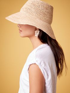 Packable Straw Hat | Banana Republic Rich Girl Fashion, Plain Coats, Dress Tips, Witchy Boho, Hat Blocks, Florida Style, Boho Luxe, Hats Accessories, Western Hats