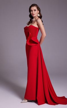 Introducing the MNM Couture N0520A dress from the Fall 2023 collection. Elevate your style with this exquisite piece. Red Couture Gowns, Plus Size Gowns Wedding, Red Couture, Mnm Couture, Strapless Evening Gowns, Plus Size Gowns, Gown Plus Size, Strapless Sweetheart Neckline, Fashion Is My Passion