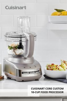 the cuisinart core custom 10 - cup food processor is ready to be used