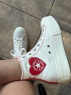 Womens Converse Hearts, Aesthetic Shoes 2023, Converse By You, Custom Converse Ideas High Tops, Pretty Converse, Heart Converse